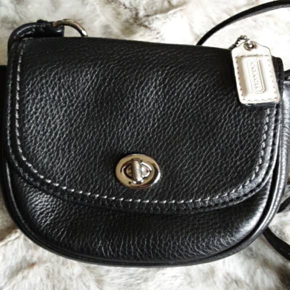 Coach Mini Turnlock Crossbody Bag, EUC - Picture 4 of 15